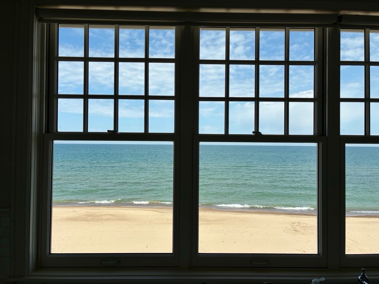 Detailed exterior window cleaning result